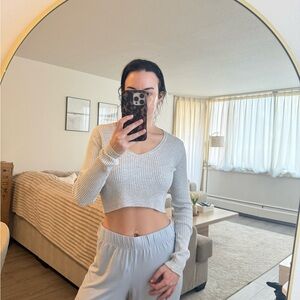 Gray Ribbed V-Neck cropped Sweater Top